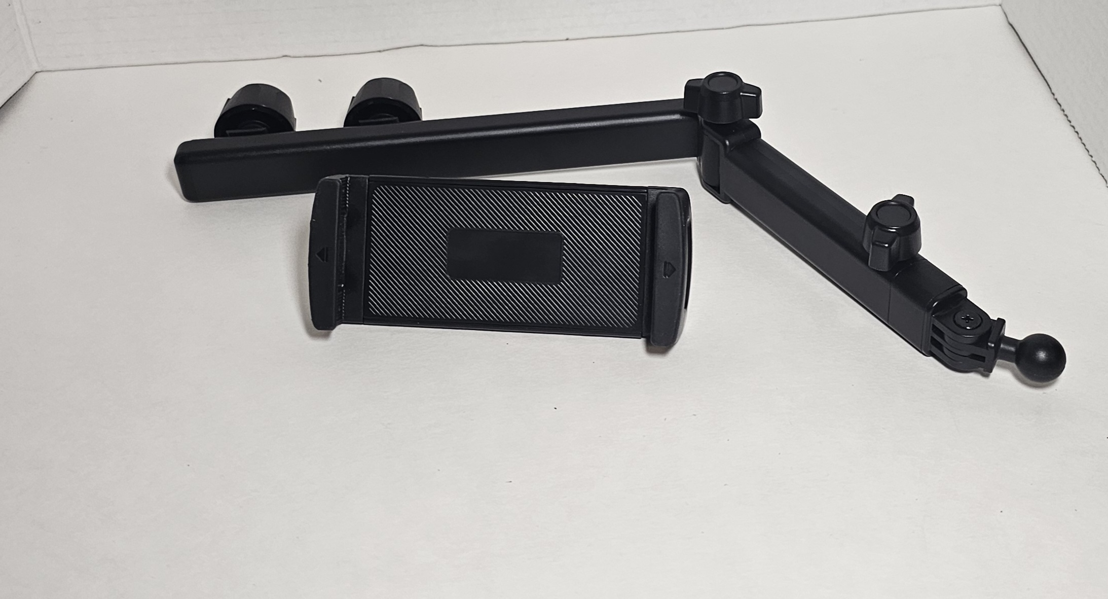 360 Degree Rotatable Headrest Mount Holder