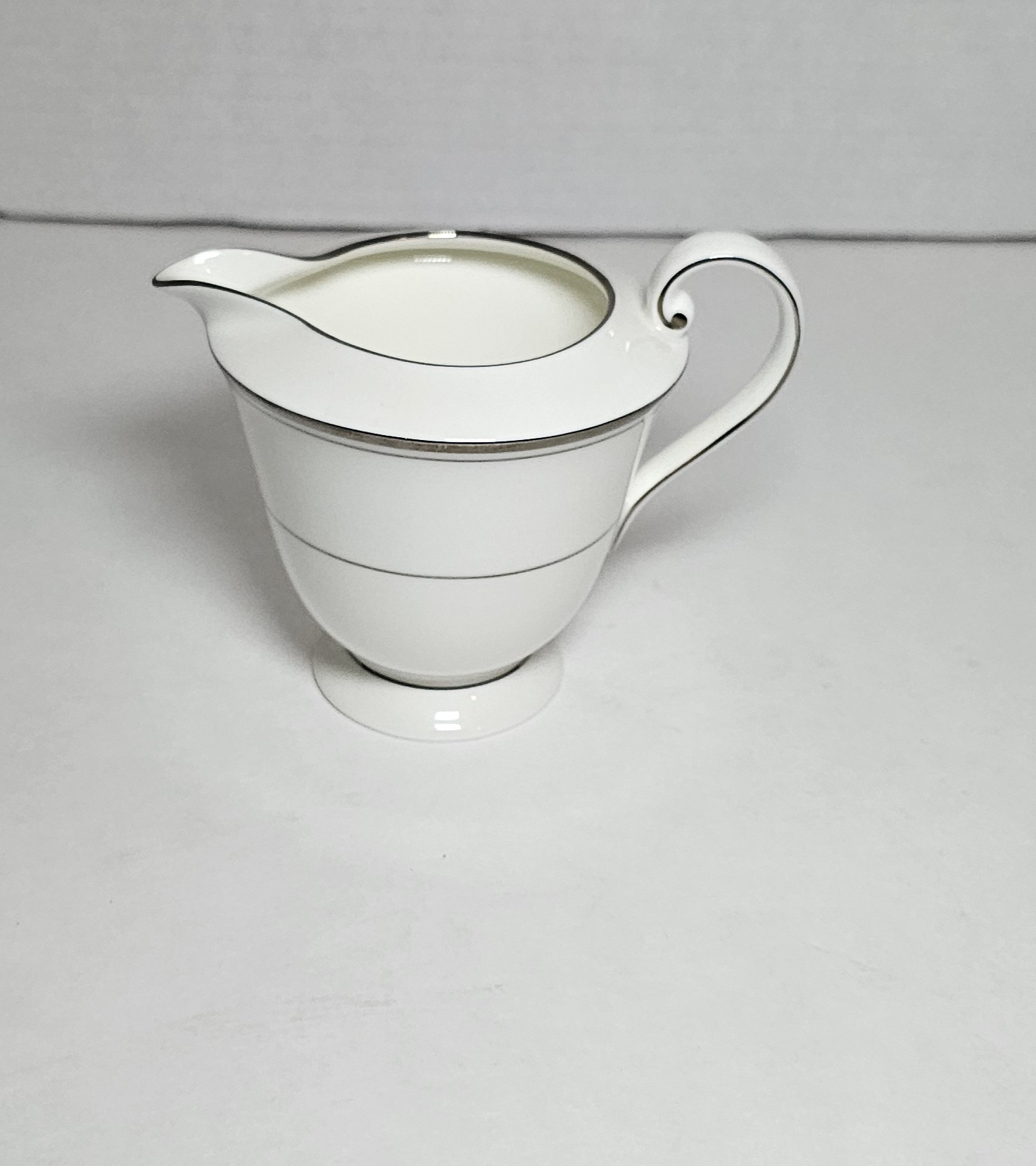 Mikasa Bone China Gothic Platinum Creamer AK018