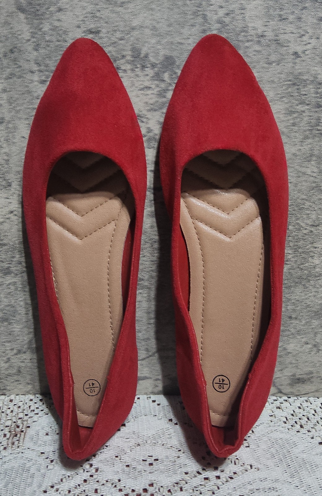AOMAIS Women Ballet Flats Classic Faux Suede Pointed Toe Dress Shoes Comfortable Slip on Business Flats Cute Solid Soft Ballerina Flats(Wine 9)