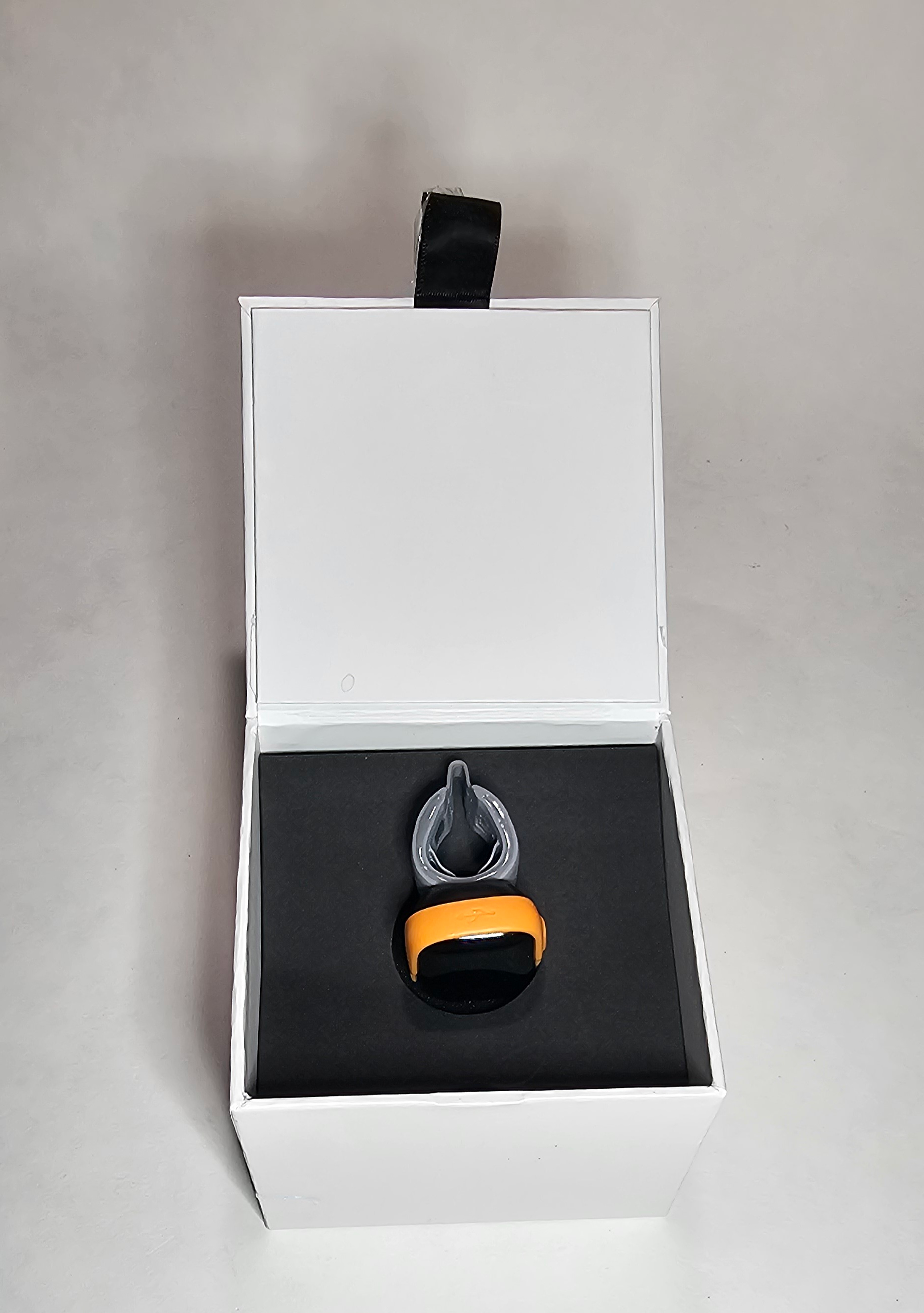 Vibeat WearO2 Pulse Oximeter Model S13 Ring Sleep Heart Rate Monitor Open Box