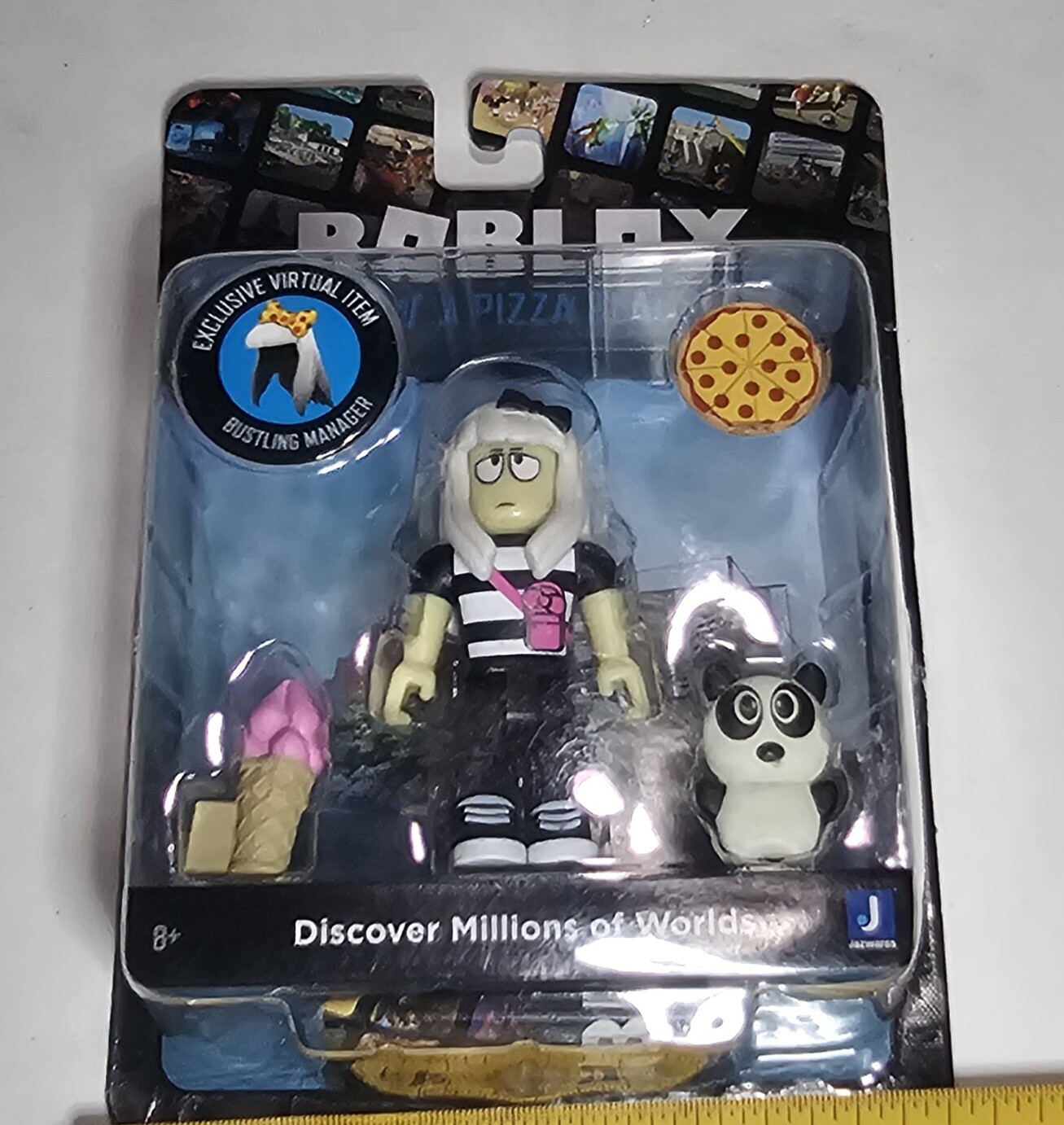 Roblox Work At a Pizza Place Mia Figure Exclusive Virtual Item Gift Toy Jazwares