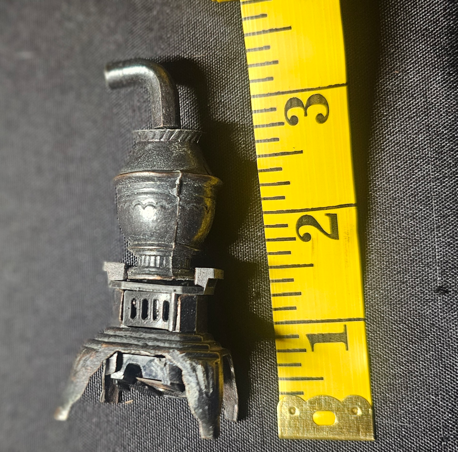 Vintage Die Cast Pot Belly Stove Wood Heater Pencil Sharpener Antique finish