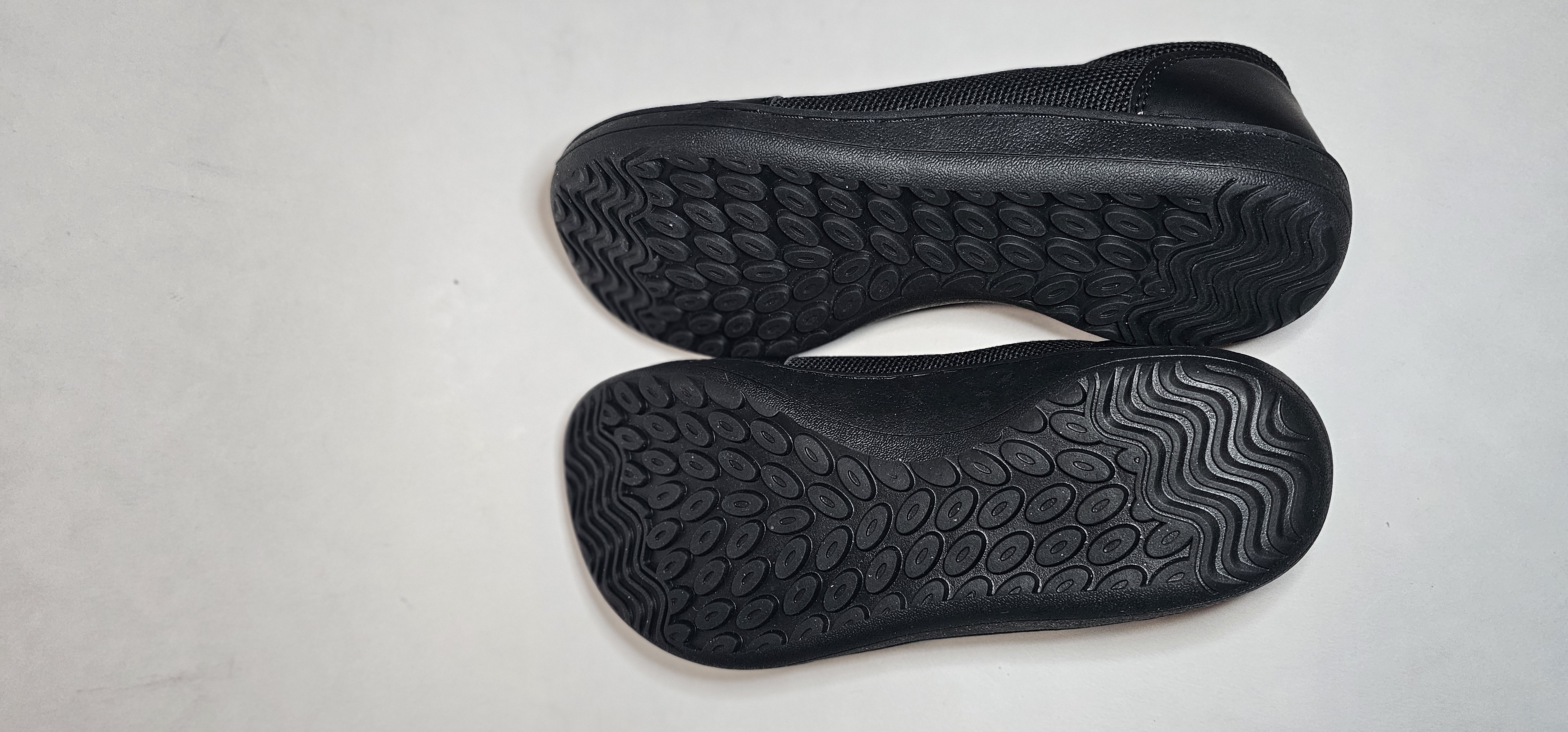 Women's Minimalist Barefoot Shoes Wide Toe Box Zero Drop Comfortable Lightweight Size 9