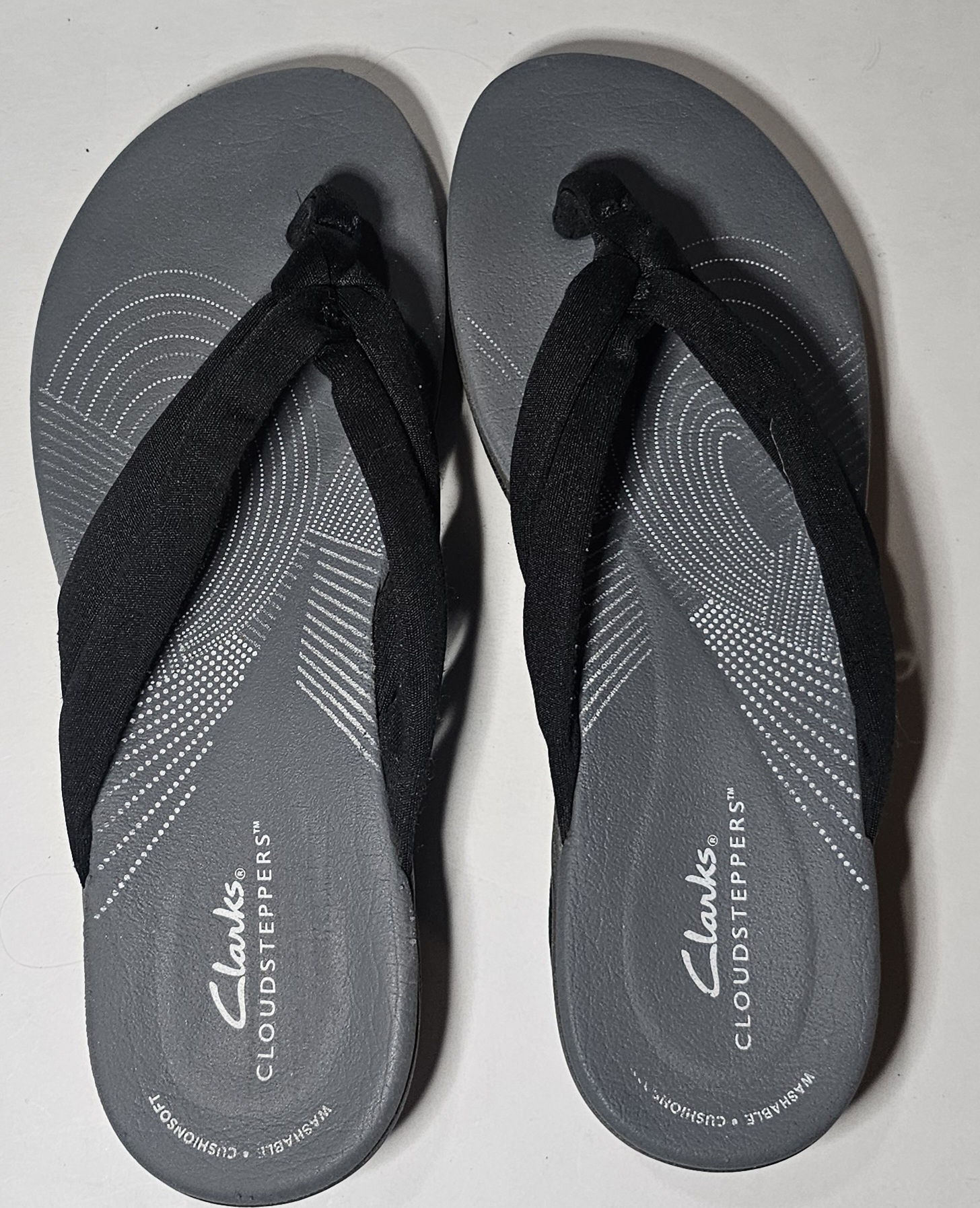 Size 8 Clarks Women's Cloudsteppers Arla Kaylie Black Fabric Synthetic