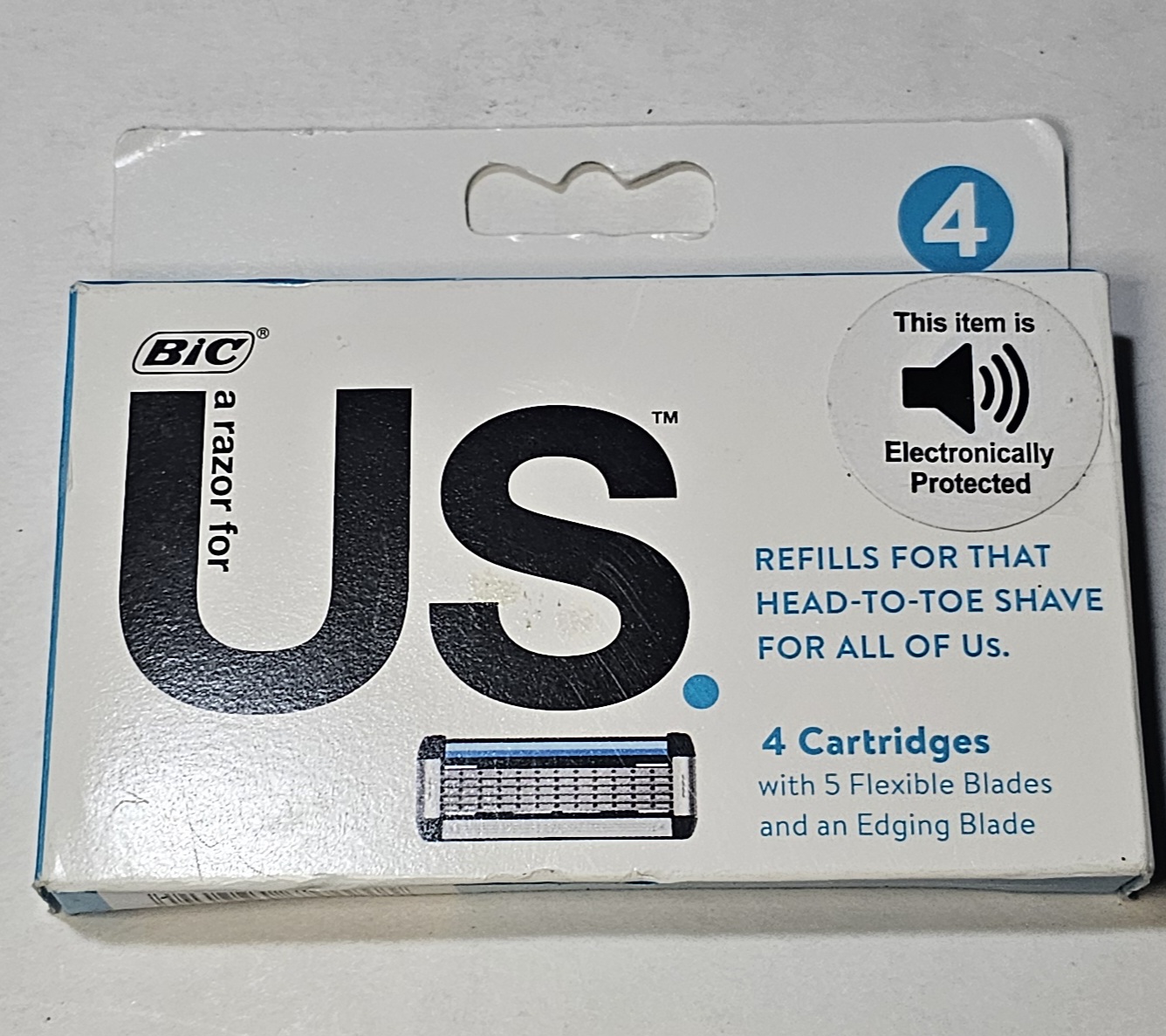 BIC US Cartridge Refills With 5 Flexible Blades 4 Cartridges Damaged Package