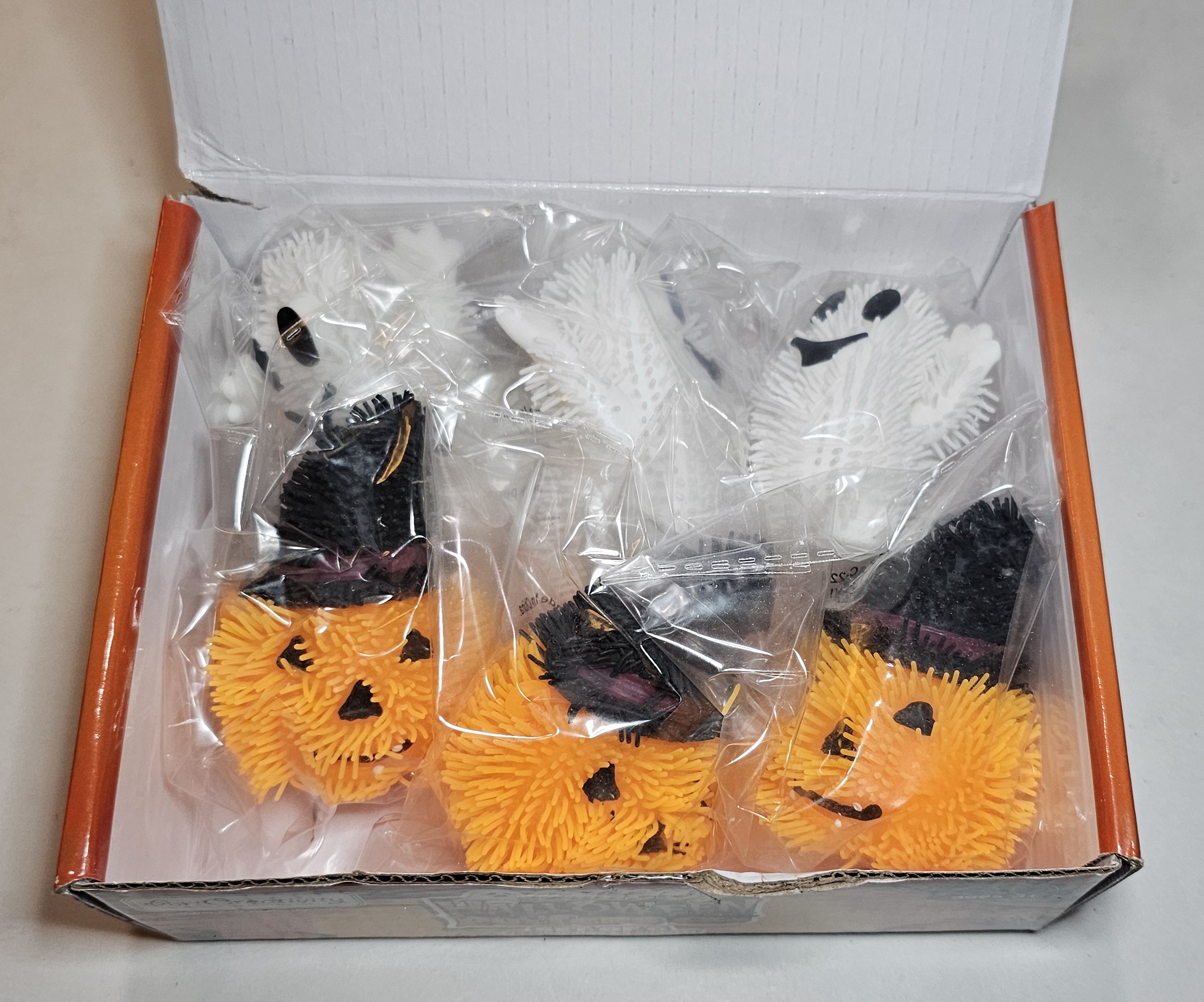 Artcreativity LED Halloween Fidget Toys 6-Pack – Ghost & Pumpkin Light-Up Puffers