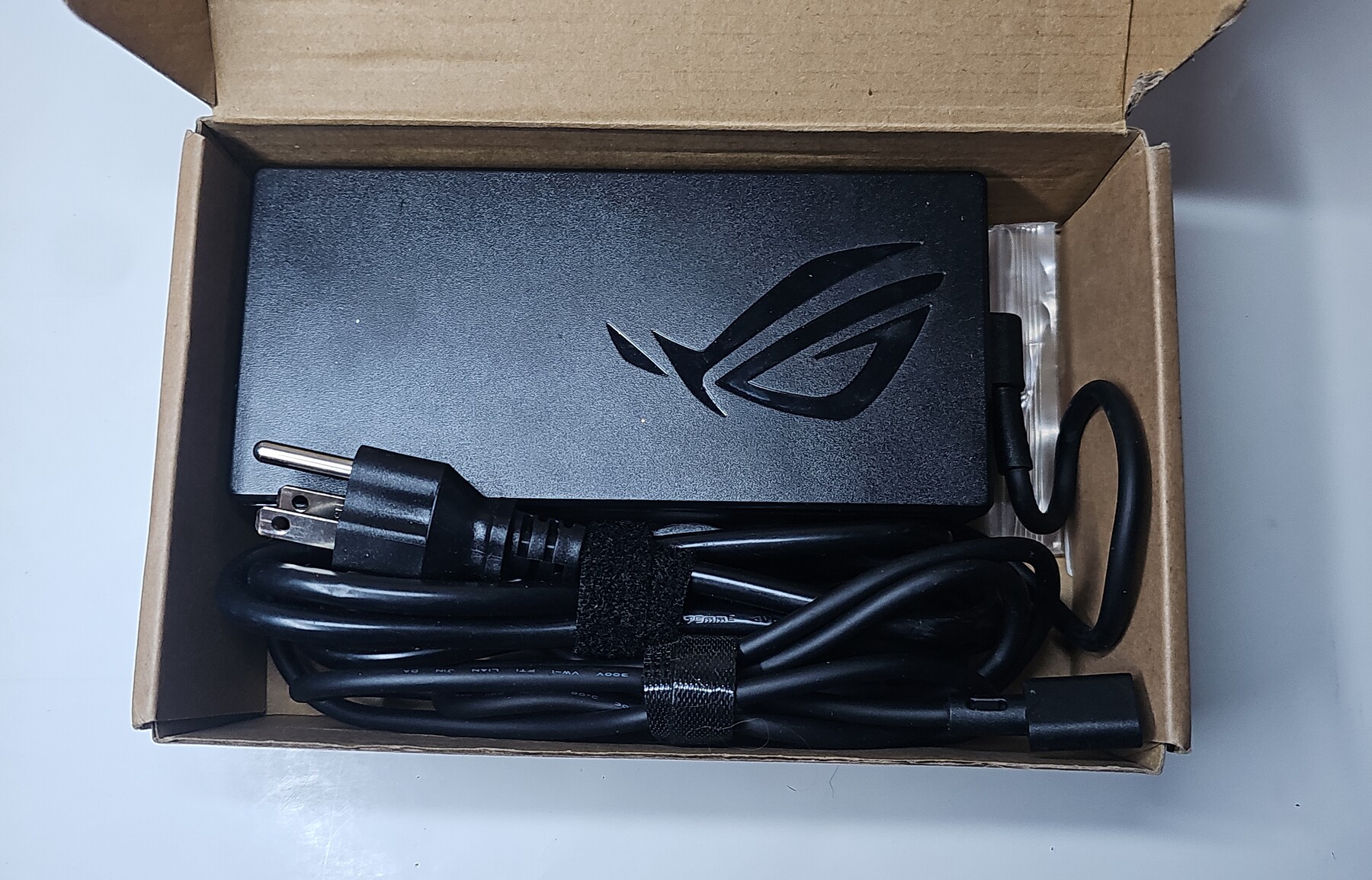 Original 200W Asus FX505D PX505D FX705D Charger Adapter Adp-180TB Ac Power