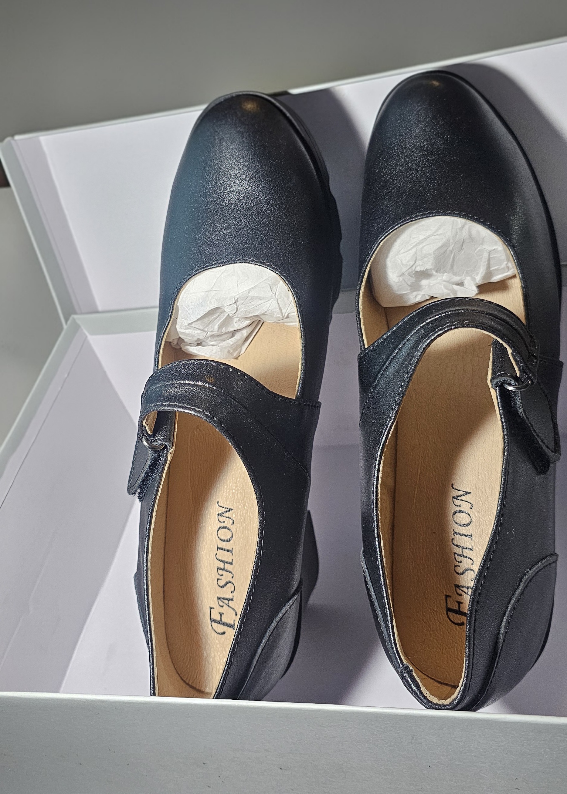 DADAWEN Women's Black Heel Mary Jane Size 10 - Open Box